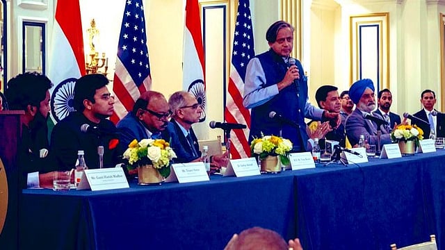 Shashi Tharoor-led delegation - ശശി തരൂരും സംഘവും
അമേരിക്കയില്