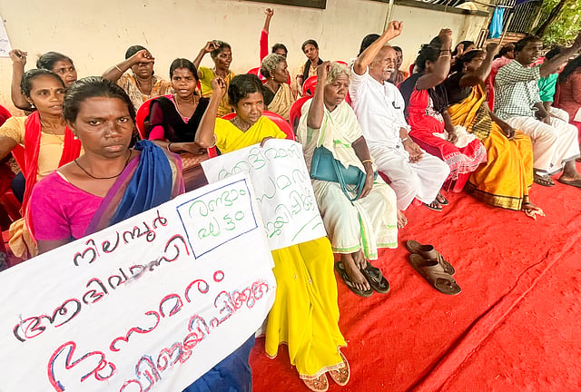 ആദിവാസികളുടെ ഭൂസമരം എന്തുകൊണ്ട് നിലമ്പൂരില്‍ രാഷ്ട്രീയചര്‍ച്ചയായില്ല? ഈ തെരഞ്ഞെടുപ്പ് ആര്‍ക്ക് വേണ്ടി?