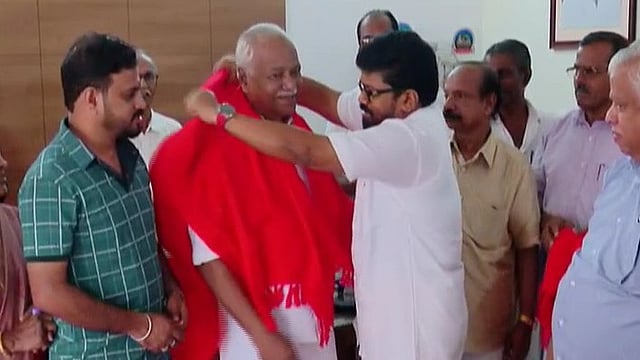 ജമാഅത്തെ ഇസ്ലാമിയുമായുള്ള കൂട്ടുകെട്ട്; മുതിര്‍ന്ന നേതാവ് കെ വി രവീന്ദ്രന്‍ സിപിഎമ്മിലേയ്ക്ക്