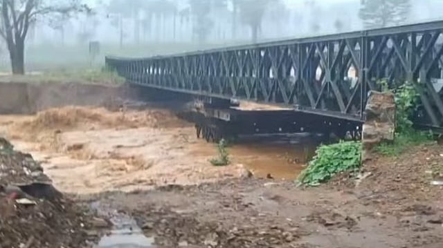 ബെയ്ലി പാലം താല്ക്കാലികമായി അടച്ചു; ബാണാസുര സാഗര് അണക്കെട്ടിന്റെ ഷട്ടര് നാളെ തുറക്കും