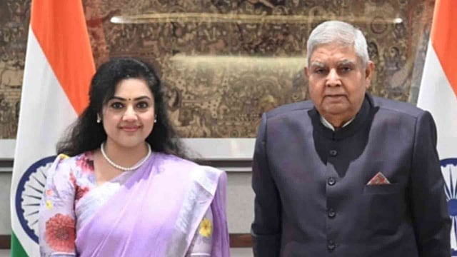 Actress Meena Meets Vice president Jagdeep Dhankhar