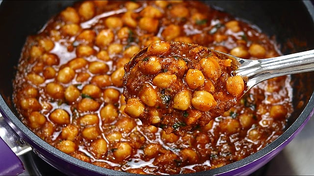 തിളച്ച കടലക്കറിയില് വീണ് ഒന്നര വയസുള്ള പെണ്കുട്ടി മരിച്ചു; രണ്ടുവര്ഷം മുന്പ് സമാനമായ രീതിയില് സഹോദരിയുടെ മരണം, വേദനയില് കുടുംബം