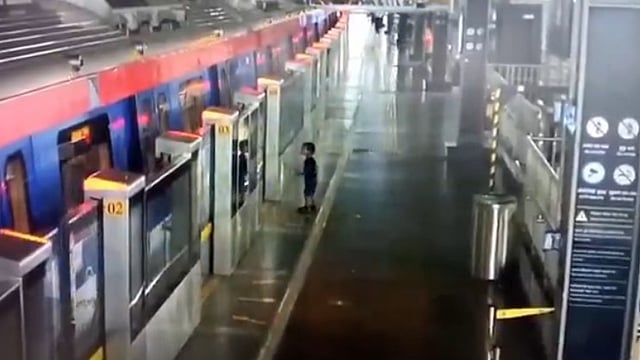 2-Year-Old Who Stepped Off Train Alone At Bangur Nagar Station
