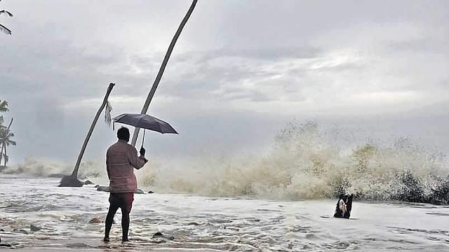 ചെല്ലാനത്ത് കടല്ഭിത്തി നിര്മാണം; 306 കോടി രൂപയുടെ രണ്ടാംഘട്ട പദ്ധതിക്ക് അനുമതി