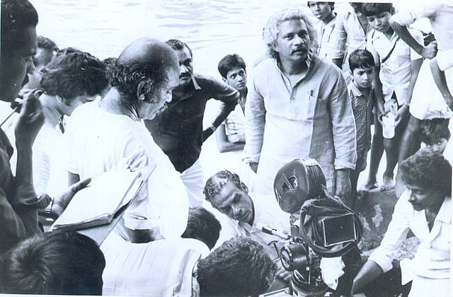 അടൂര് ഗോപാലകൃഷ്ണന് ഷൂട്ടിങ്ങിനിടെ