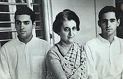Rajeev Gandhi, Indira Gandhi, Sanjay Gandhi