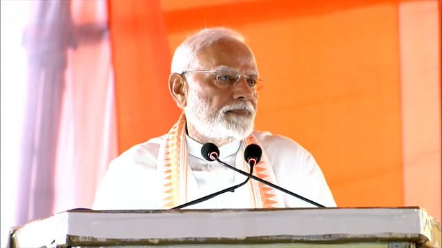 പശ്ചിമ ബംഗാളില് സ്ത്രീകള് ആശുപത്രികളില് പോലും സുരക്ഷിതരല്ല; പ്രതികളെ സംരക്ഷിച്ചത് തൃണമൂല് കോണ്ഗ്രസെന്ന് പ്രധാന മന്ത്രി
