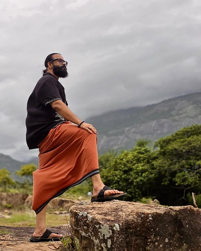 യാത്ര ചെയ്യാൻ ഏറെ ഇഷ്ടപ്പെടുന്ന ആളാണ് ജയസൂര്യ