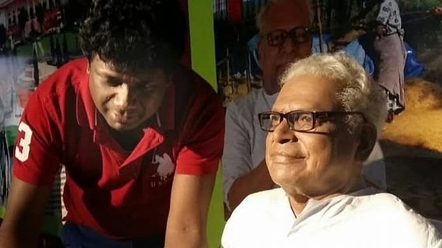 Artist Manoj Guinness tribute to former CM VS Achuthanandan