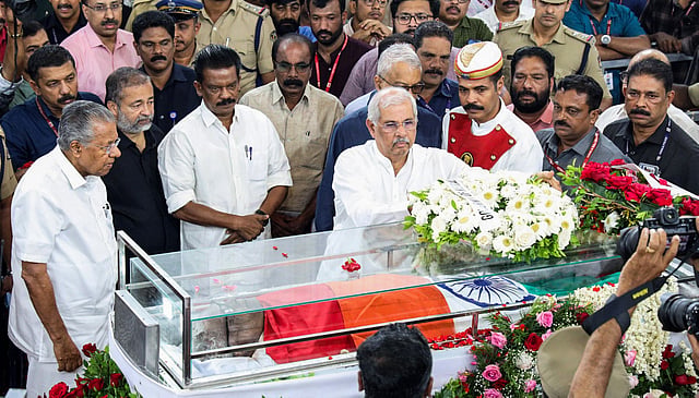 വിഎസ് അച്യുതാനന്ദന് വിട ചൊല്ലി കേരളം