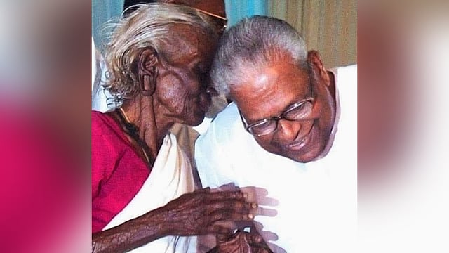 'വലിയ ഒരു സ്നേഹമനസ്സ് ഈ ചിരിയിൽ പ്രതിഫലിക്കുന്നുണ്ട് ; രണ്ട് ഹൃദയങ്ങളുടെ അസാമാന്യമായ ഇഴയടുപ്പം'