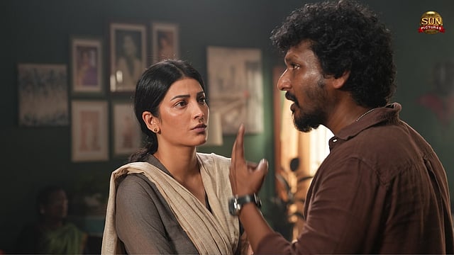'എനിക്ക് നിന്നോട് ഒരു കാര്യം പറയാനുണ്ടെന്ന് ലോകേഷ്, ഇതിപ്പോ എന്താ സംഭവിച്ചതെന്ന് ഓർത്ത് ഞാനും'; ശ്രുതി ഹാസൻ പറയുന്നു