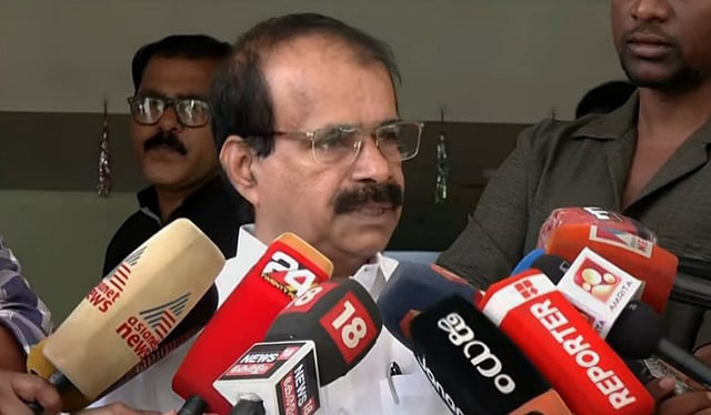 'മതപരിവര്ത്തനം നടന്നോയെന്ന് മന്ത്രിക്ക് പറയാനാവില്ല; ഛത്തിസ്ഗഡിലെ കോണ്ഗ്രസുകാര് സമരം ചെയ്യാത്തത് എന്ത്?'