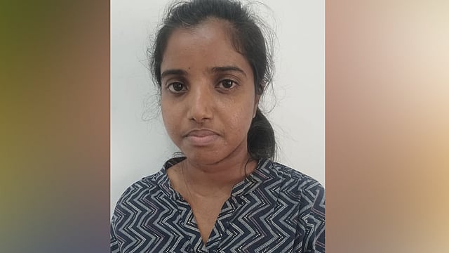 യുകെയില്‍ ജോലി വാഗ്ദാനം ചെയ്ത് ലക്ഷങ്ങള്‍ തട്ടിച്ചു, യുവതി റിമാന്‍ഡില്‍
