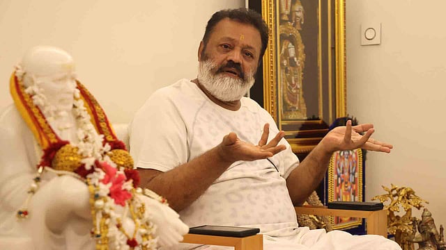 'വോട്ട് അസാധുവാകുന്നതോടെ സുരേഷ് ഗോപിയുടെ പാര്ലമെന്റ് അംഗത്വം ഇല്ലാതാകും'; ക്രിമിനല് കേസ് എടുക്കണം; പൊലീസില് പരാതി നല്കി കോണ്ഗ്രസ്