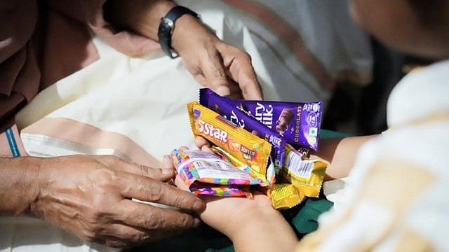 'വാപ്പിയോട് ക്ഷമിക്കണം', മന്ത്രിയപ്പൂപ്പനോട് കുട്ടി; 'ഐഎഎസ് നേടാൻ ആഗ്രഹം'