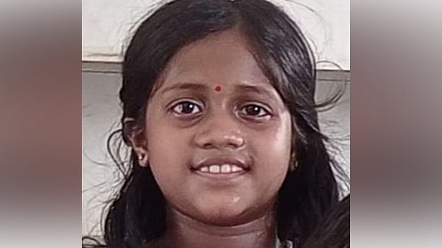 നാലാം ക്ലാസുകാരിയുടെ മരണം: സ്രവം വിദഗ്ധ പരിശോധനയ്ക്ക് അയച്ചു; അടുത്ത ബന്ധുക്കള് ചികിത്സയില്, വാര്ഡില് പനി സര്വേ