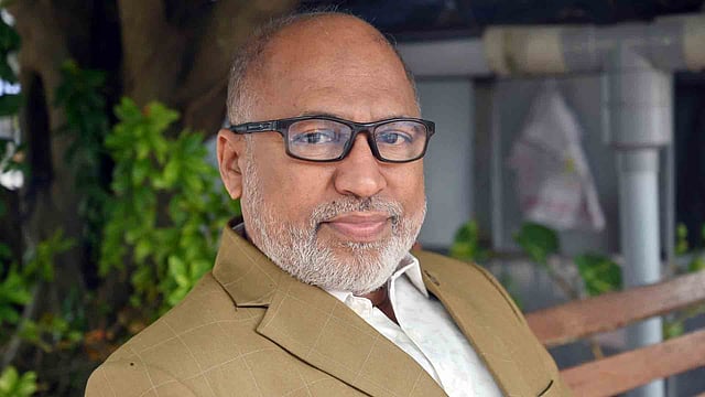 'പുറത്തുപോകണ്ട എന്ന് മുഖ്യമന്ത്രി വിചാരിച്ചാല്‍ ആ വിവരം പുറത്തുപോകില്ല'; ഹേമ കമ്മിറ്റി വിവാദങ്ങളില്‍ മുന്‍ സംസ്ഥാന വിവരാവകാശ കമ്മീഷണര്‍