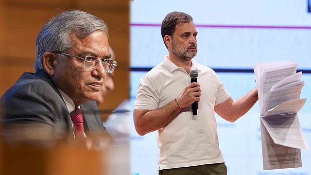 'ഏഴ് ദിവസത്തിനകം സത്യവാങ്മൂലം സമര്പ്പിക്കണം, ഇല്ലെങ്കില് ആരോപണങ്ങള് അസാധുവായി കണക്കാക്കും'; രാഹുല് ഗാന്ധിയോട് തെരഞ്ഞെടുപ്പ് കമ്മീഷന്