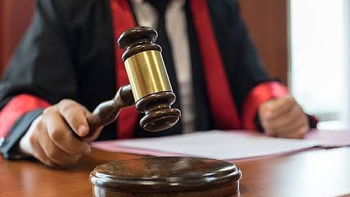 വാഹനമിടിച്ച് യുവതി മരിച്ച സംഭവം; 48 ലക്ഷം രൂപ നഷ്ടപരിഹാരമായി നൽകണമെന്ന്  ദുബൈ കോടതി