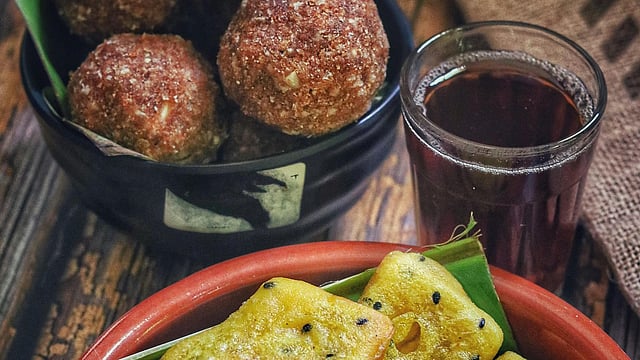 ചായ വിത്തൗട്ട് ആക്കിയിട്ടു മാത്രം കാര്യമില്ല, പ്രമേഹം കുറയാൻ 'കടി'യും നിയന്ത്രിക്കണം