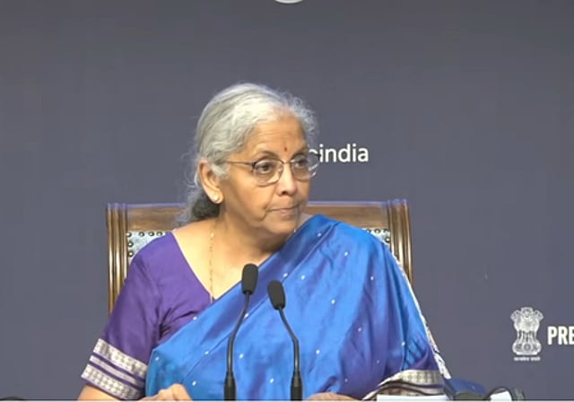 Niramala sitaraman image
