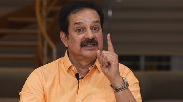 'അമ്മയ്ക്ക് വരവ് 90 കോടി; രണ്ടേകാല് കോടി ജിഎസ്ടിയും മൂന്നേകാല് കോടി നികുതിയും അടയ്ക്കാനുണ്ട്': ദേവന്