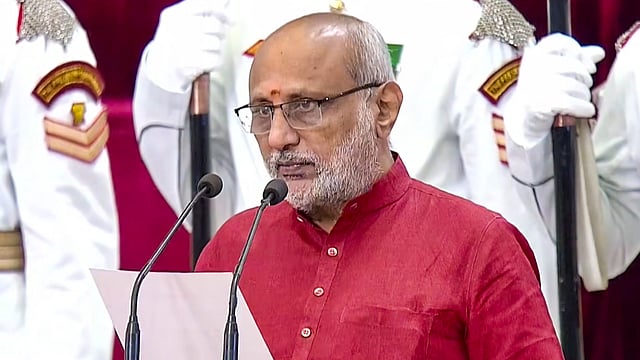 സി പി രാധാകൃഷ്ണന് സ്ഥാനമേറ്റു, സത്യപ്രതിജ്ഞാ ചടങ്ങിനെത്തി ജഗ്ദീപ് ധന്കര്