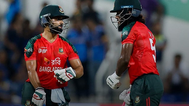 Asia Cup 2025 Shamim Hossain and Jaker Ali help