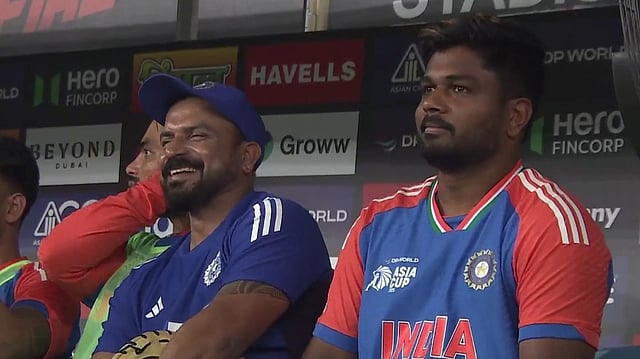 അഞ്ചാം നമ്പറിലും സഞ്ജു ഇല്ല,  ഇന്ത്യയുടെ ബാറ്റിങ് പരീക്ഷണത്തിനെതിരെ വ്യാപക വിമര്‍ശനം 