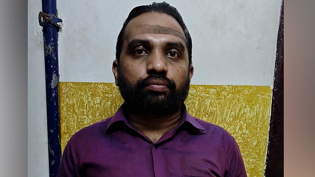 ക്ഷേത്രം തിരുവാഭരണങ്ങള് മോഷ്ടിച്ച് പണയം വെച്ചു; ശാന്തിക്കാരന് അറസ്റ്റില്