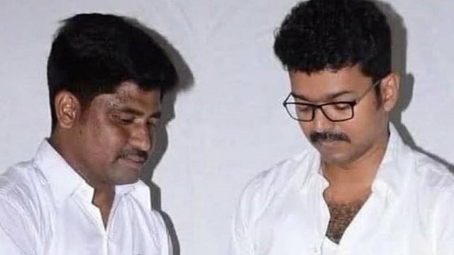 മനഃപൂര്വമല്ലാത്ത നരഹത്യ ഉള്പ്പടെ അഞ്ച് പ്രധാന വകുപ്പുകള്; കരൂര് ദുരന്തത്തില് ആദ്യ അറസ്റ്റ്