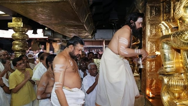 1998ല്‍ സ്വര്‍ണപ്പാളി, 2019ല്‍ ചെമ്പുപാളിയായി മാറിയോ?; വിജയ് മല്യ കൊടുത്ത 30 കിലോ സ്വര്‍ണം എവിടെ?, ദുരൂഹത