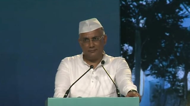 'ആരോഗ്യരംഗത്ത് രാജ്യത്തിന്റെ നായകത്വം വഹിക്കുന്നത് കേരളം'; പുകഴ്ത്തി കര്‍ണാടക ആരോഗ്യമന്ത്രി 