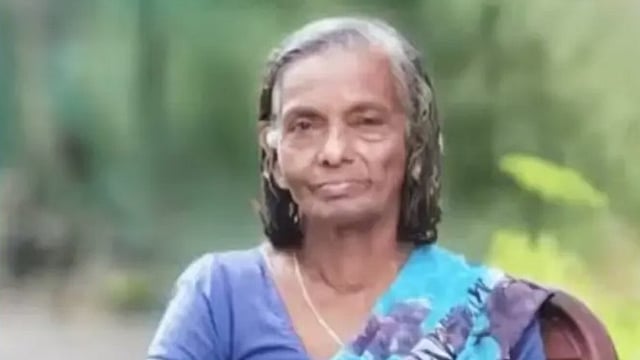 സ്കൂട്ടറില് യാത്രചെയ്യുമ്പോള് റോഡിലെ കുഴിയില് വീണു; പരിക്കുപറ്റി ചികിത്സയിലായിരുന്ന വയോധിക മരിച്ചു