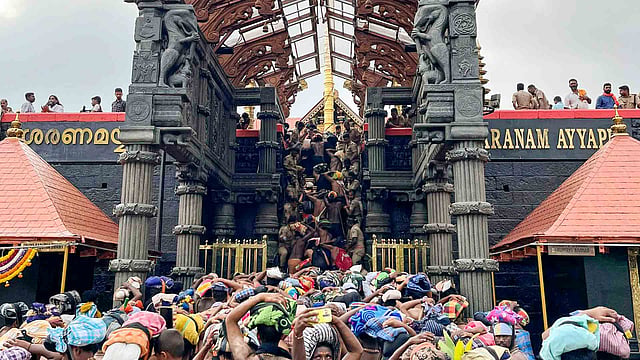 'ശബരിമല തീര്ഥാടകര്ക്കായി മൊബൈല് ആപ്ലിക്കേഷന്; എന്ട്രി പോയിന്റുകളില് ബുക്കു ചെയ്യാന് സൗകര്യം; ഇന്ഷുറന്സ് പരിരക്ഷ കേരളം മുഴുവന്'