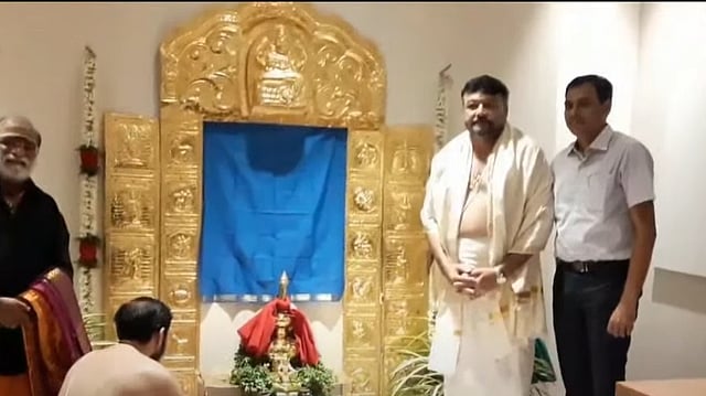 അയ്യപ്പന്റെ 'നടയും കട്ടിളപ്പടിയും' ഉണ്ണികൃഷ്ണൻ പോറ്റി ചെന്നൈയിലും പ്രദര്‍ശനം നടത്തി, പങ്കെടുത്തവരില്‍ ജയറാമും