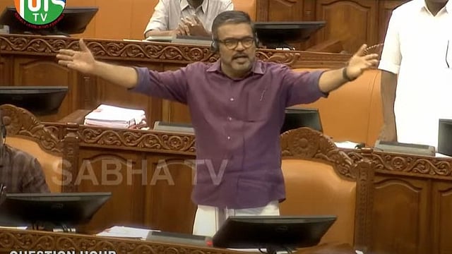 'ഒരു അംഗത്തിന്റെയും പേര് പരാമര്ശിച്ചിട്ടില്ല, പ്രതിപക്ഷ നേതാവ് പറഞ്ഞത് വസ്തുതാ വിരുദ്ധം'; ബോഡി ഷെയ്മിങ്ങില് മുഖ്യമന്ത്രിയെ ന്യായീകരിച്ച് മന്ത്രി എം ബി രാജേഷ്