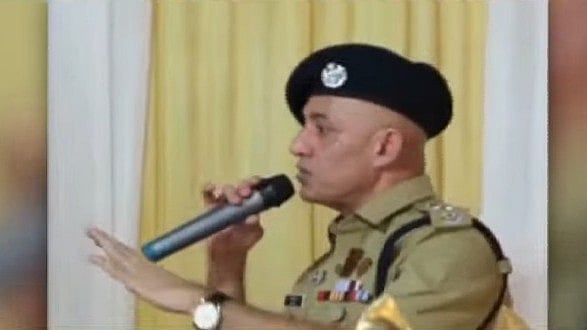 പൊലീസിലെ ചിലര് മനഃപൂര്വം പ്രശ്നങ്ങളുണ്ടാക്കി; ഷാഫി പറമ്പിലിനെ പിന്നില് നിന്ന് തല്ലി; വീഴ്ച സമ്മതിച്ച് എസ്പി