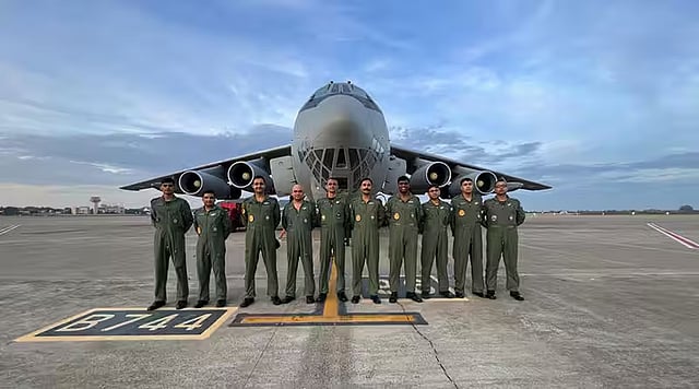 Pakistan Restricts Airspace