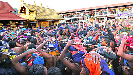 ശബരിമല: ഹൃദയാഘാതം വന്ന 79 ശതമാനം പേരുടെ ജീവന് രക്ഷിച്ചു, ആരോഗ്യ സേവനങ്ങൾ ഉപയോഗിച്ചത് 2.56 ലക്ഷം തീര്ത്ഥാടകര്