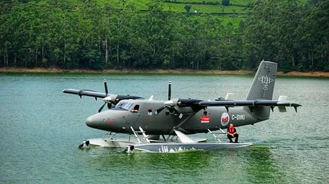 seaplane