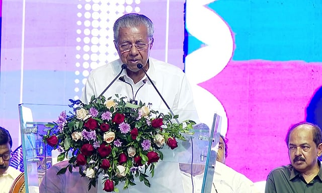 'തട്ടിപ്പല്ല, യാഥാര്‍ഥ്യം'; ഇത് പുതിയ കേരളത്തിന്റെ ഉദയമെന്ന് മുഖ്യമന്ത്രി