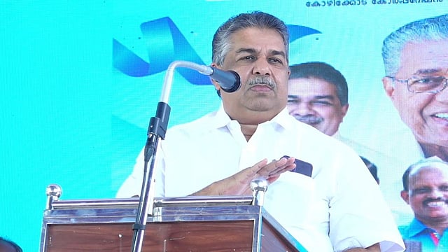 'വേടനെപ്പോലും ഞങ്ങള്‍ സ്വീകരിച്ചു, കയ്യടി മാത്രമാണുള്ളത്'; സിനിമാ അവാര്‍ഡില്‍ മന്ത്രി സജി ചെറിയാന്‍