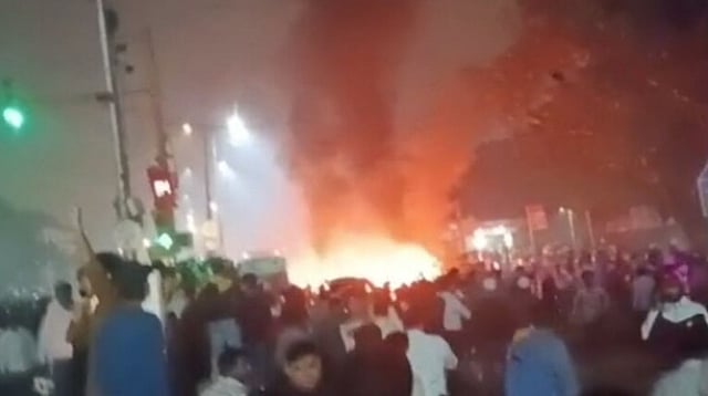 ഡല്ഹിയില് വന് സ്ഫോടനം; ഒന്പത് മരണം; ആളുകളെ ഒഴിപ്പിക്കുന്നു; അതീവ ജാഗ്രതാ നിര്ദേശം; വിഡിയോ