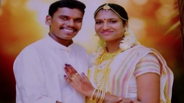 എന്റെ ഗര്‍ഭത്തിനുത്തരവാദി അയാളാണെന്ന് അമ്മായിയച്ഛന്‍ പറഞ്ഞു, ഭര്‍ത്താവ് മിണ്ടാതെ നിന്നു; രേഷ്മയുടെ വാക്കുകള്‍, ആത്മഹത്യാക്കുറിപ്പ്