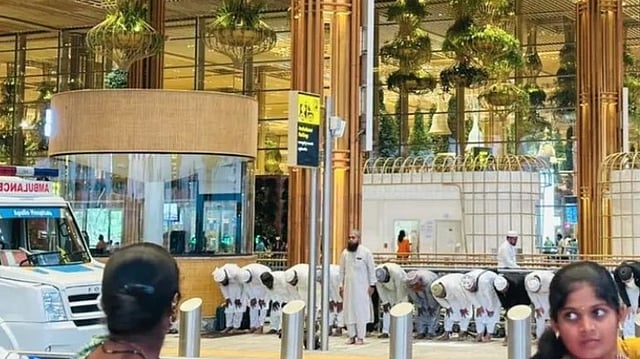 ബംഗളൂരു വിമാനത്താവളത്തില് കൂട്ട നിസ്കാരം, വിഡിയോ വൈറല്, പ്രതിഷേധവുമായി ബിജെപി