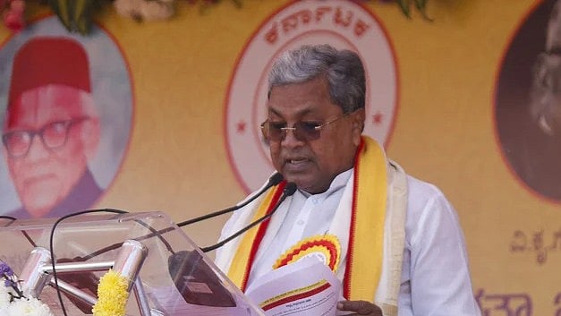 തെരഞ്ഞെടുപ്പ് സമയത്ത് ഭീകരാക്രമണം ഉണ്ടാകുന്നു, കാരണമറിയണമെന്ന് സിദ്ധരാമയ്യ; വിവാദം