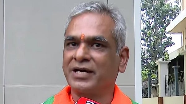 തിരുവനന്തപുരം കോർപറേഷൻ; സിപിഎം നേതാവ് എ സമ്പത്തിന്റെ സഹോദരൻ ബിജെപി സ്ഥാനാർത്ഥി