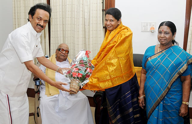 സ്റ്റാലിനും കരുണാനിധിയും കനിമൊഴിയും (ഫയൽ)